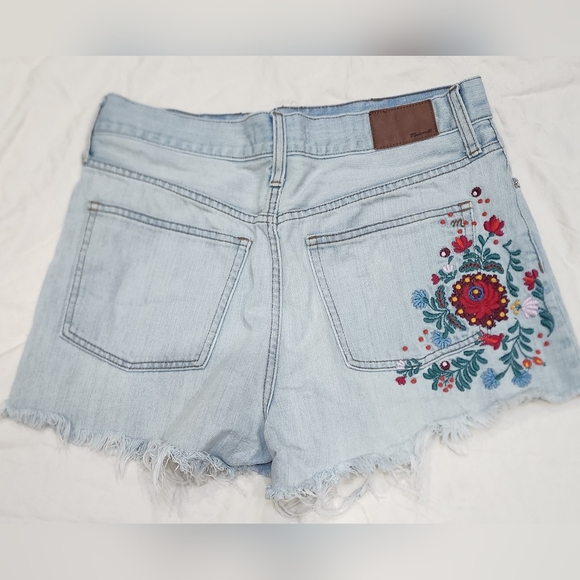Madewell‎ The Perfect Jean Short: Embroidered Edition Size 28 - Picture 2 of 5